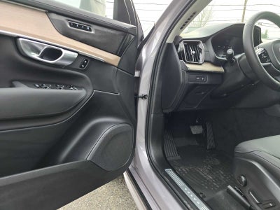 2026 Volvo XC90 Plug-In Hybrid Plus