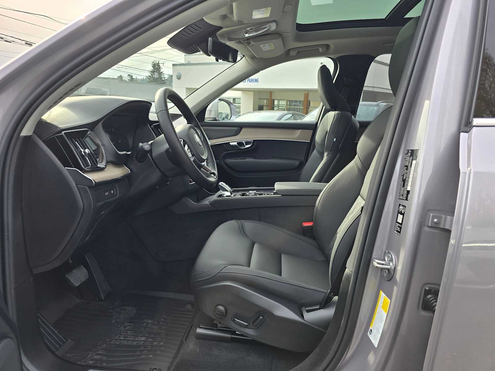 2026 Volvo XC90 Plug-In Hybrid Plus