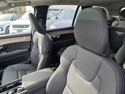2026 Volvo XC90 Plug-In Hybrid Plus