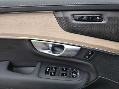 2026 Volvo XC90 Plug-In Hybrid Plus
