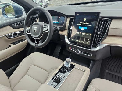2026 Volvo XC90 Plug-In Hybrid Plus