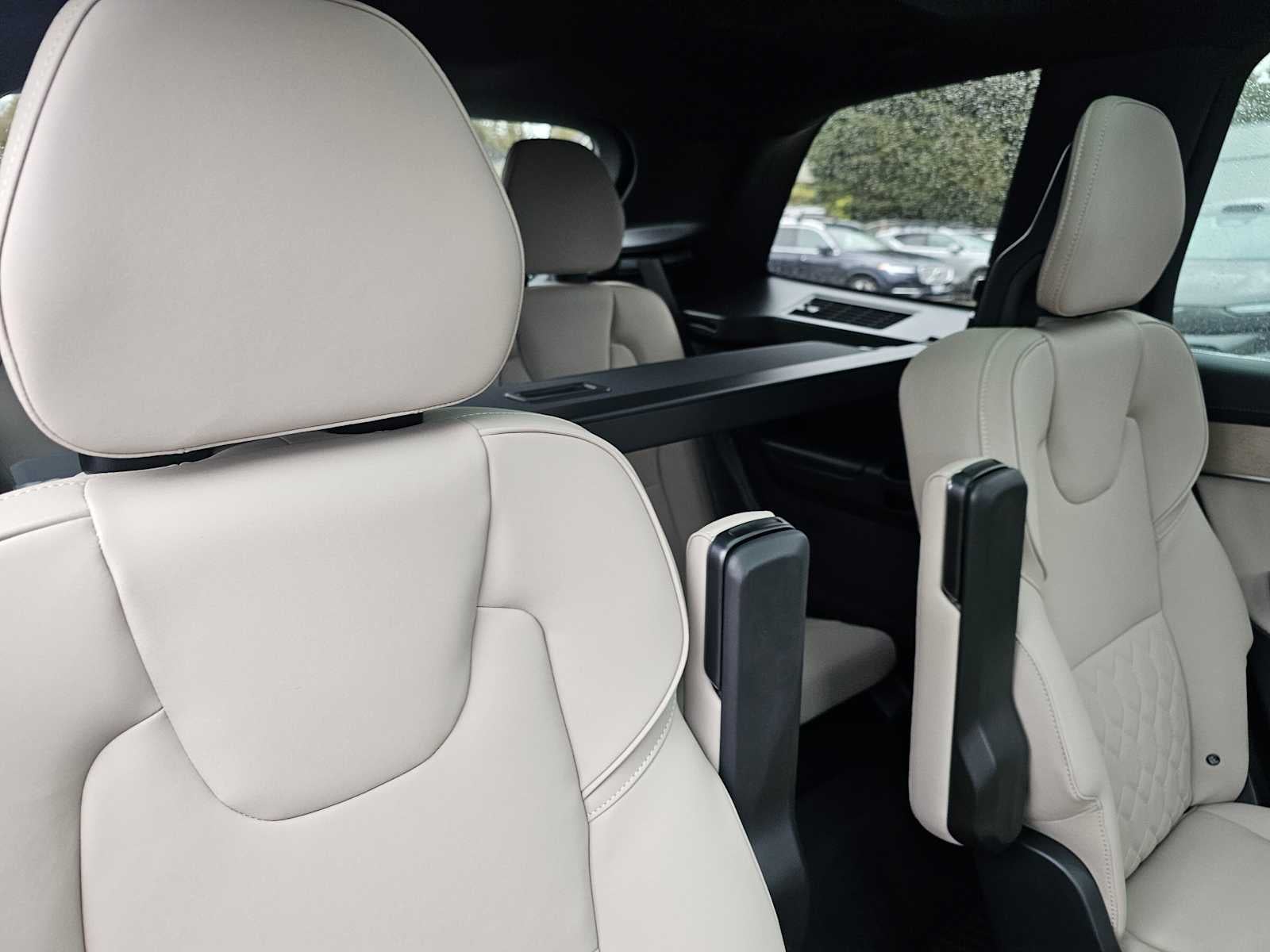 2026 Volvo XC90 Plug-In Hybrid Plus