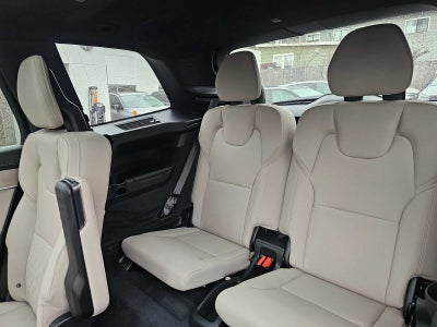 2026 Volvo XC90 Plug-In Hybrid Plus