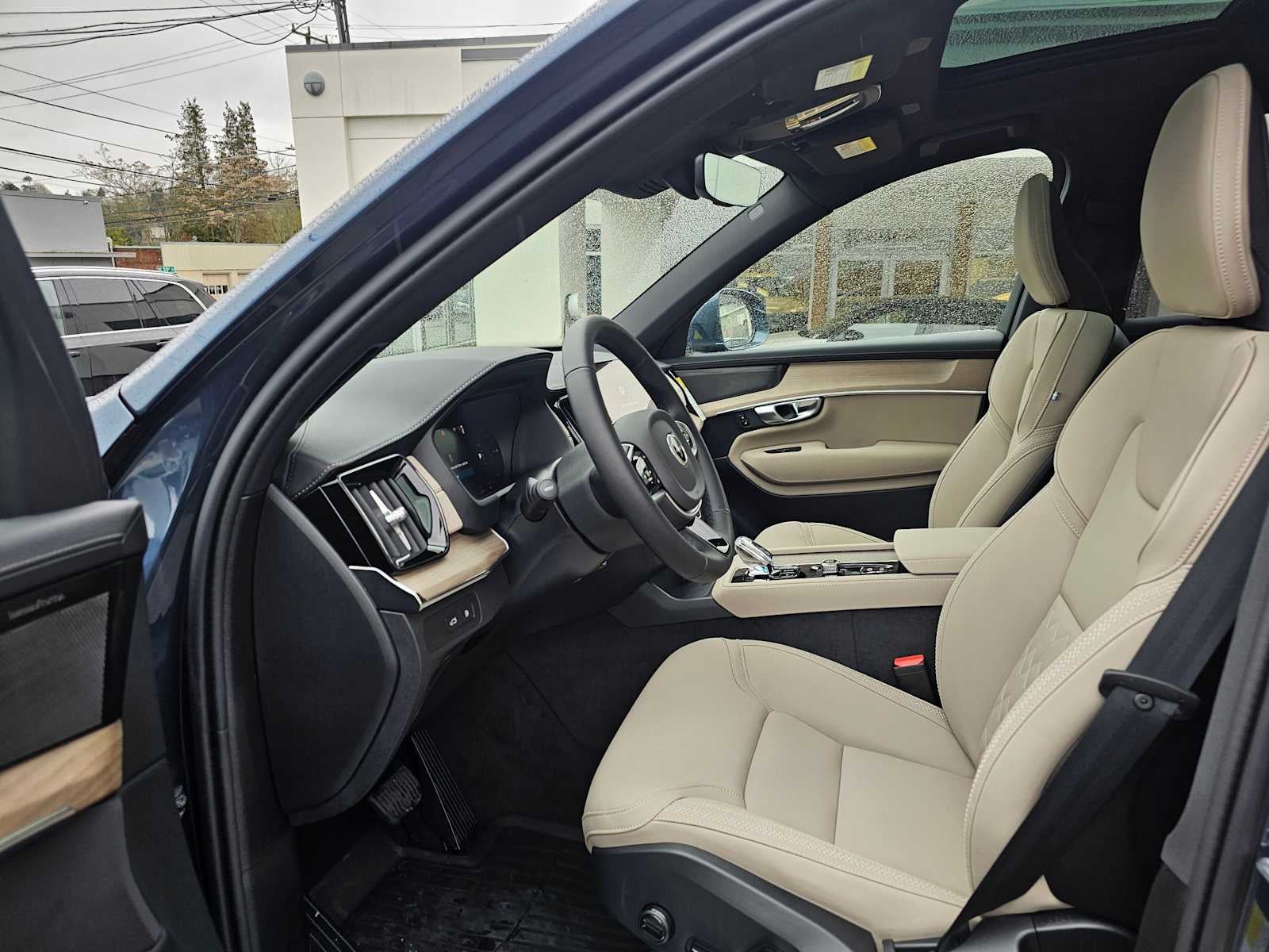 2026 Volvo XC90 Plug-In Hybrid Plus