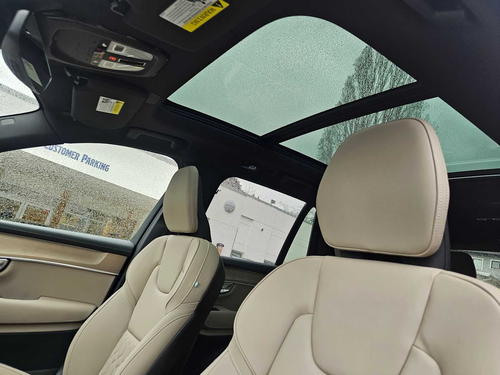2026 Volvo XC90 Plug-In Hybrid Plus