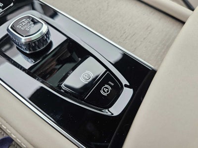 2026 Volvo XC90 Plug-In Hybrid Plus