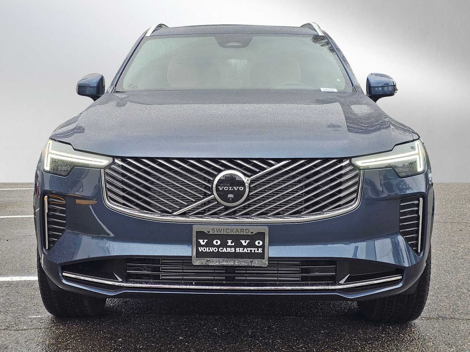 2026 Volvo XC90 Plug-In Hybrid Plus