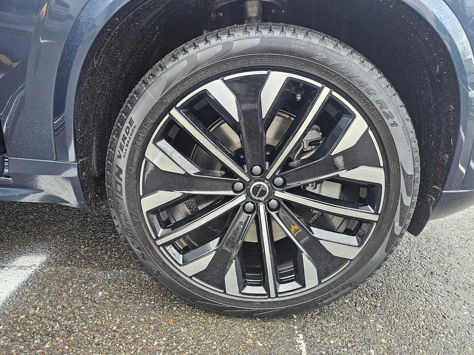 2026 Volvo XC90 Plug-In Hybrid Plus