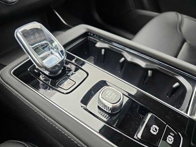 2026 Volvo XC90 Plug-In Hybrid Plus