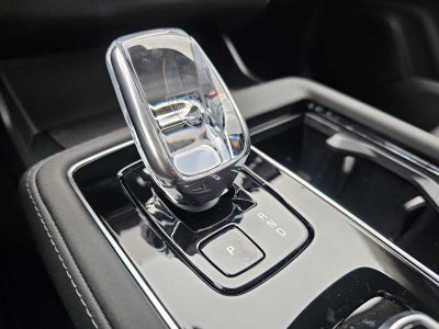 2026 Volvo XC90 Plug-In Hybrid Plus