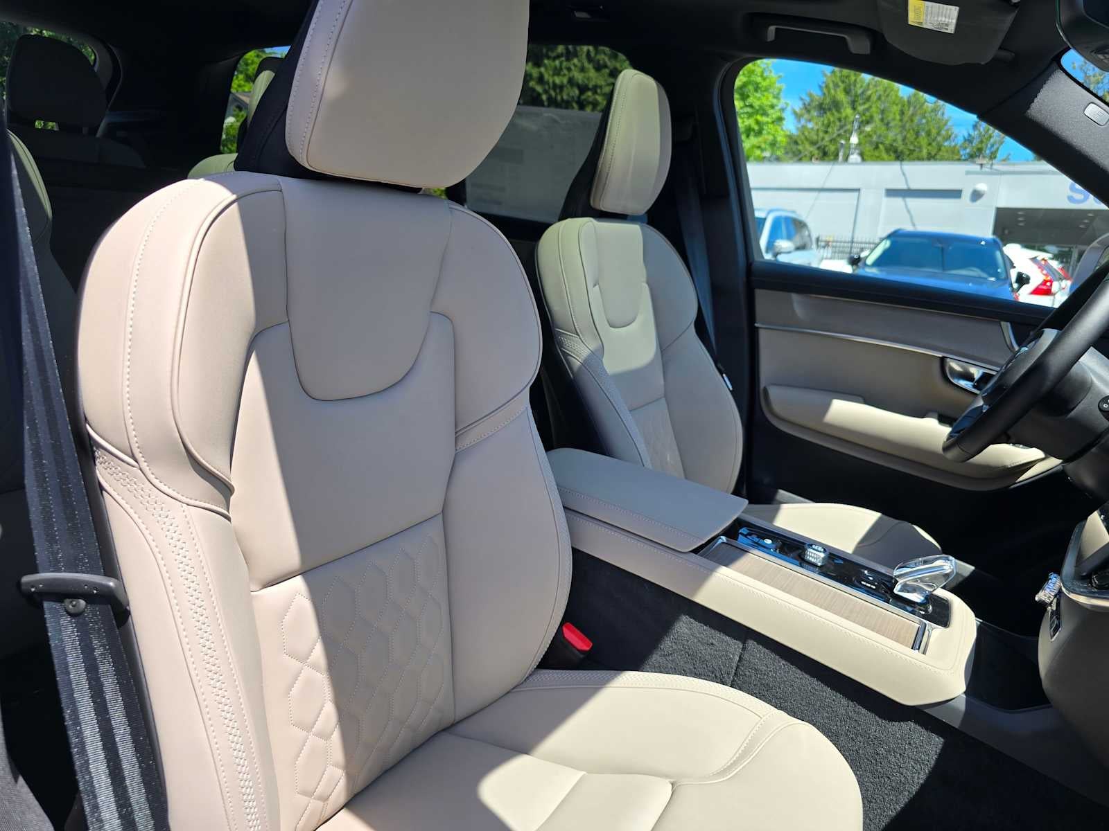 2026 Volvo XC90 Plug-In Hybrid Plus
