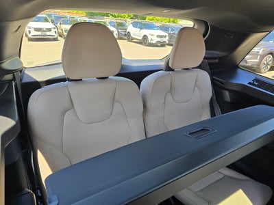 2026 Volvo XC90 Plug-In Hybrid Plus