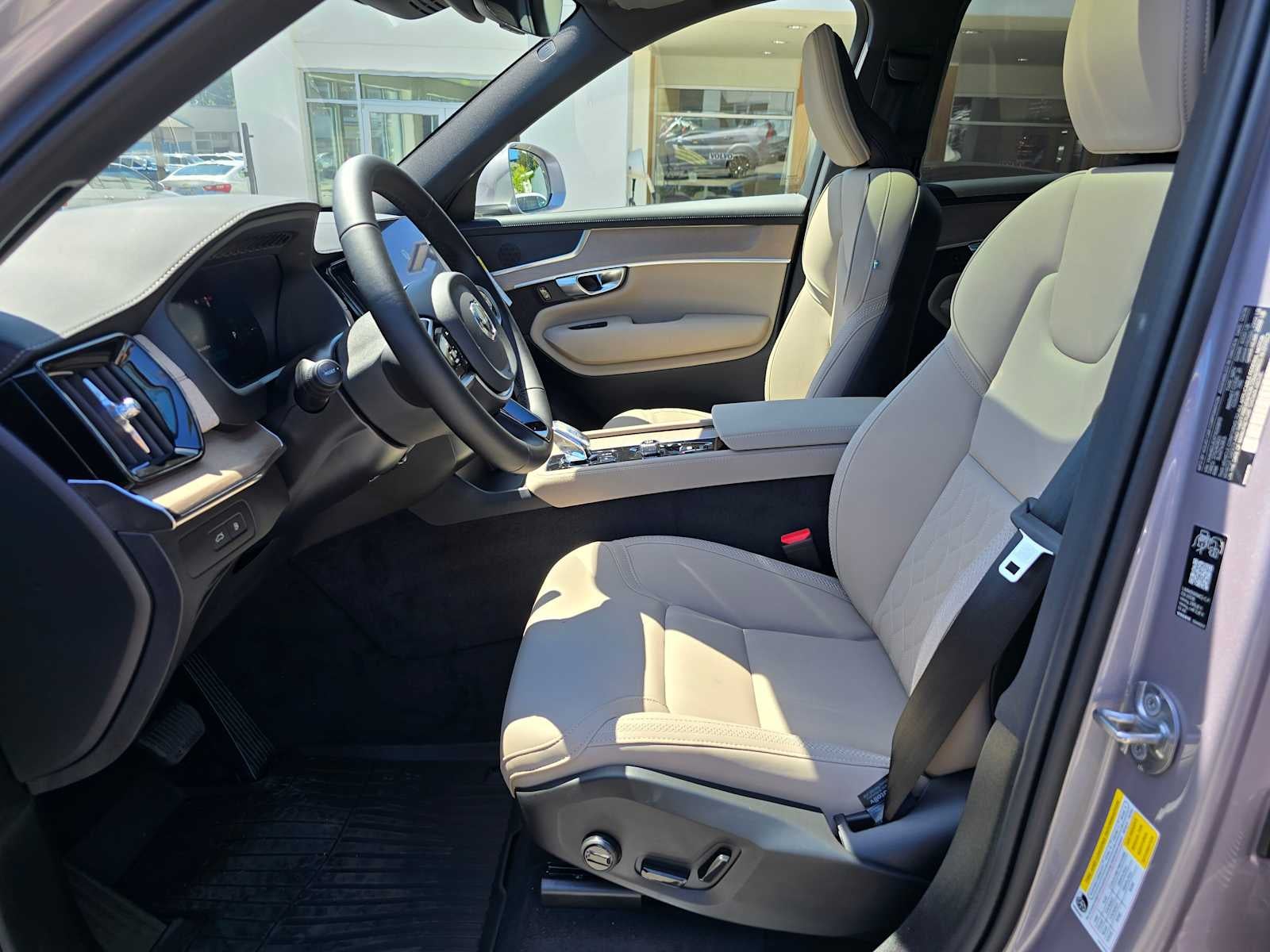 2026 Volvo XC90 Plug-In Hybrid Plus