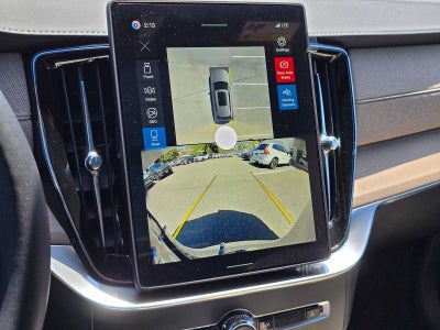 2026 Volvo XC90 Plug-In Hybrid Plus