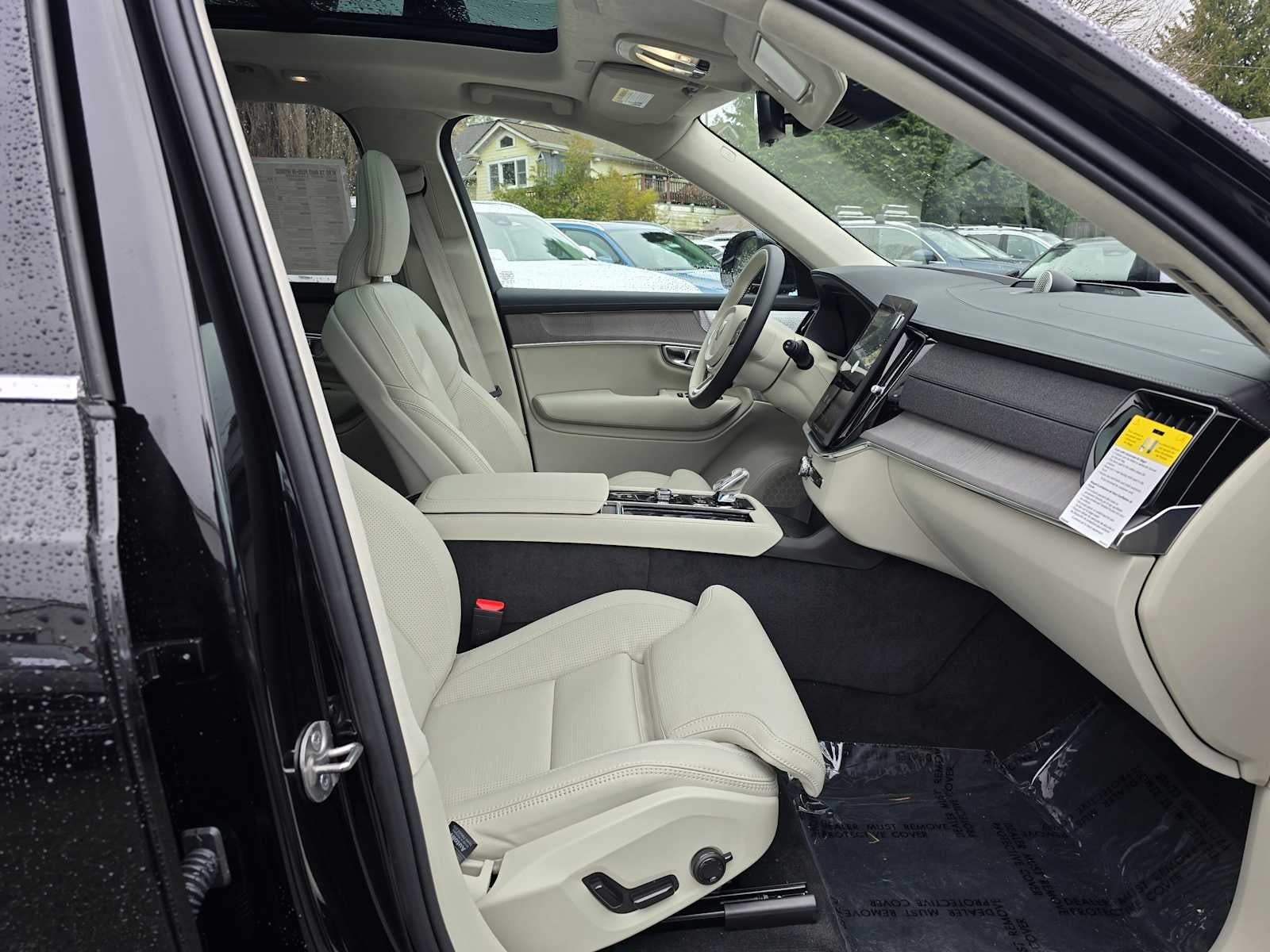 2026 Volvo XC90 Plug-In Hybrid Ultra