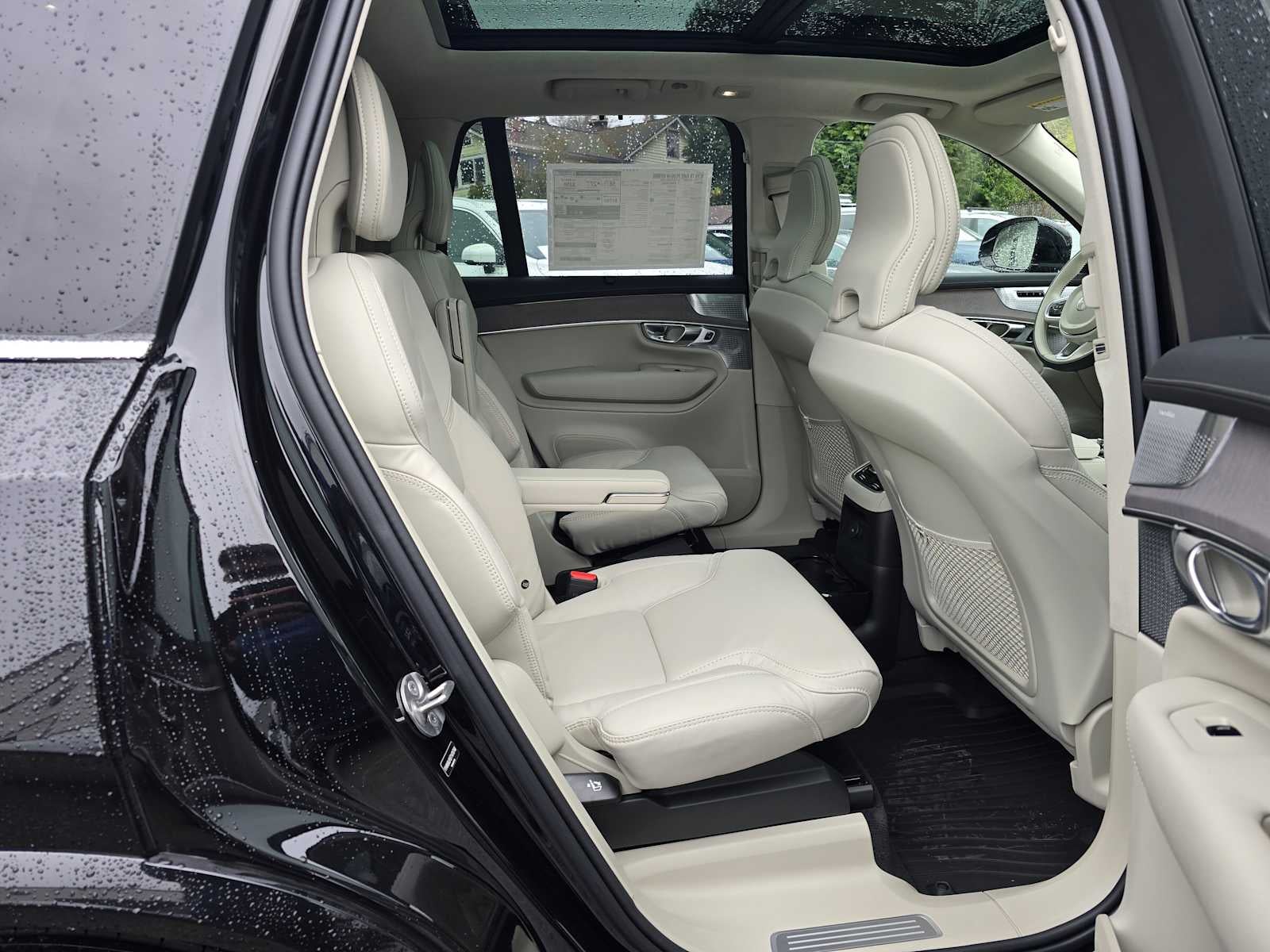 2026 Volvo XC90 Plug-In Hybrid Ultra