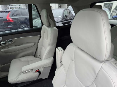 2026 Volvo XC90 Plug-In Hybrid Ultra