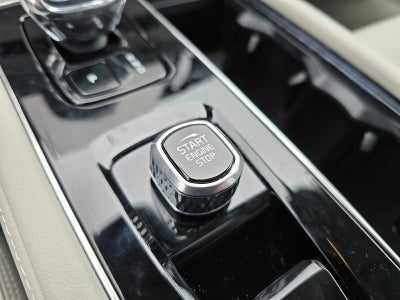 2026 Volvo XC90 Plug-In Hybrid Ultra