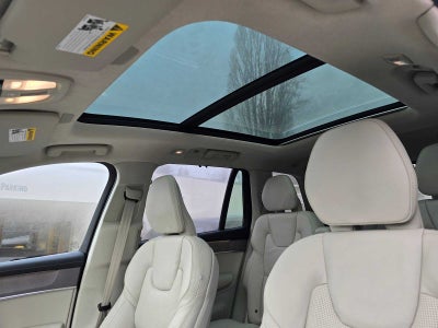 2026 Volvo XC90 Plug-In Hybrid Ultra