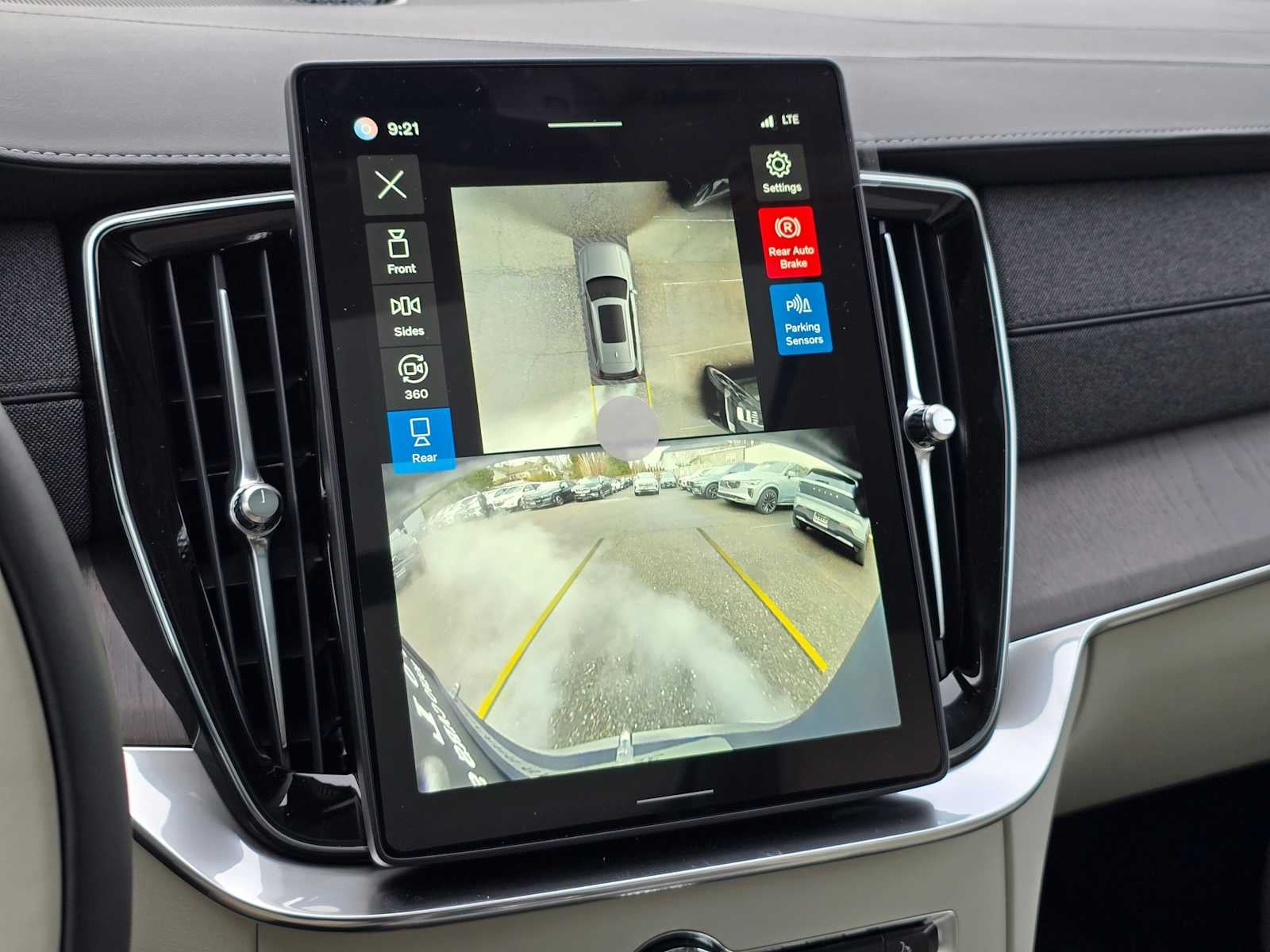 2026 Volvo XC90 Plug-In Hybrid Ultra