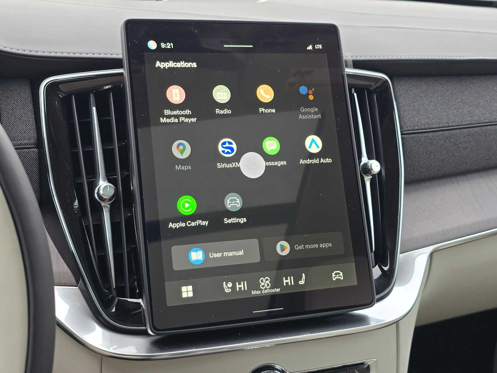 2026 Volvo XC90 Plug-In Hybrid Ultra