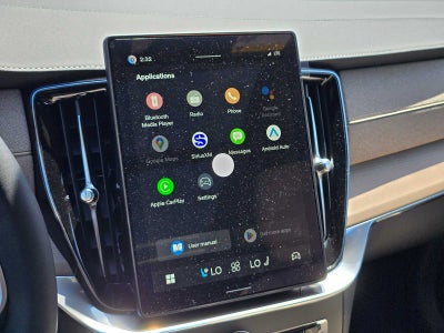 2026 Volvo XC90 Plug-In Hybrid Ultra Dark Theme
