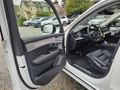 2026 Volvo XC90 Plug-In Hybrid Ultra Dark Theme