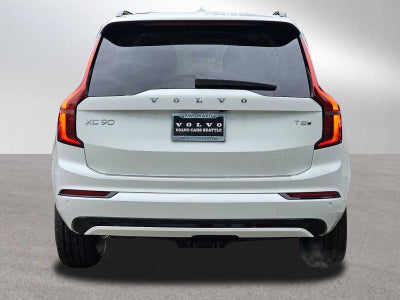 2026 Volvo XC90 Plug-In Hybrid Ultra Dark Theme