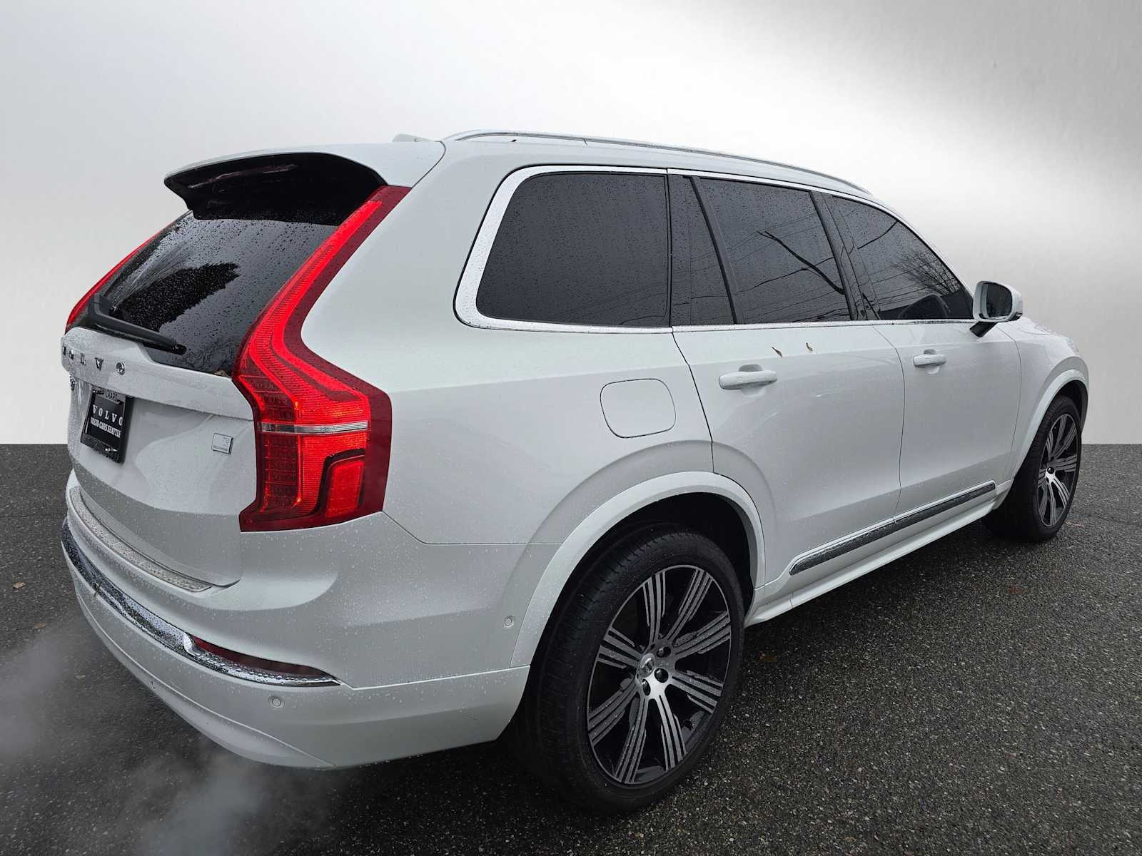 2024 Volvo XC90 Recharge Plug-In Hybrid Plus