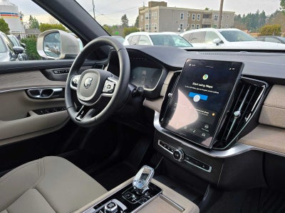 2026 Volvo XC90 Plug-In Hybrid Plus