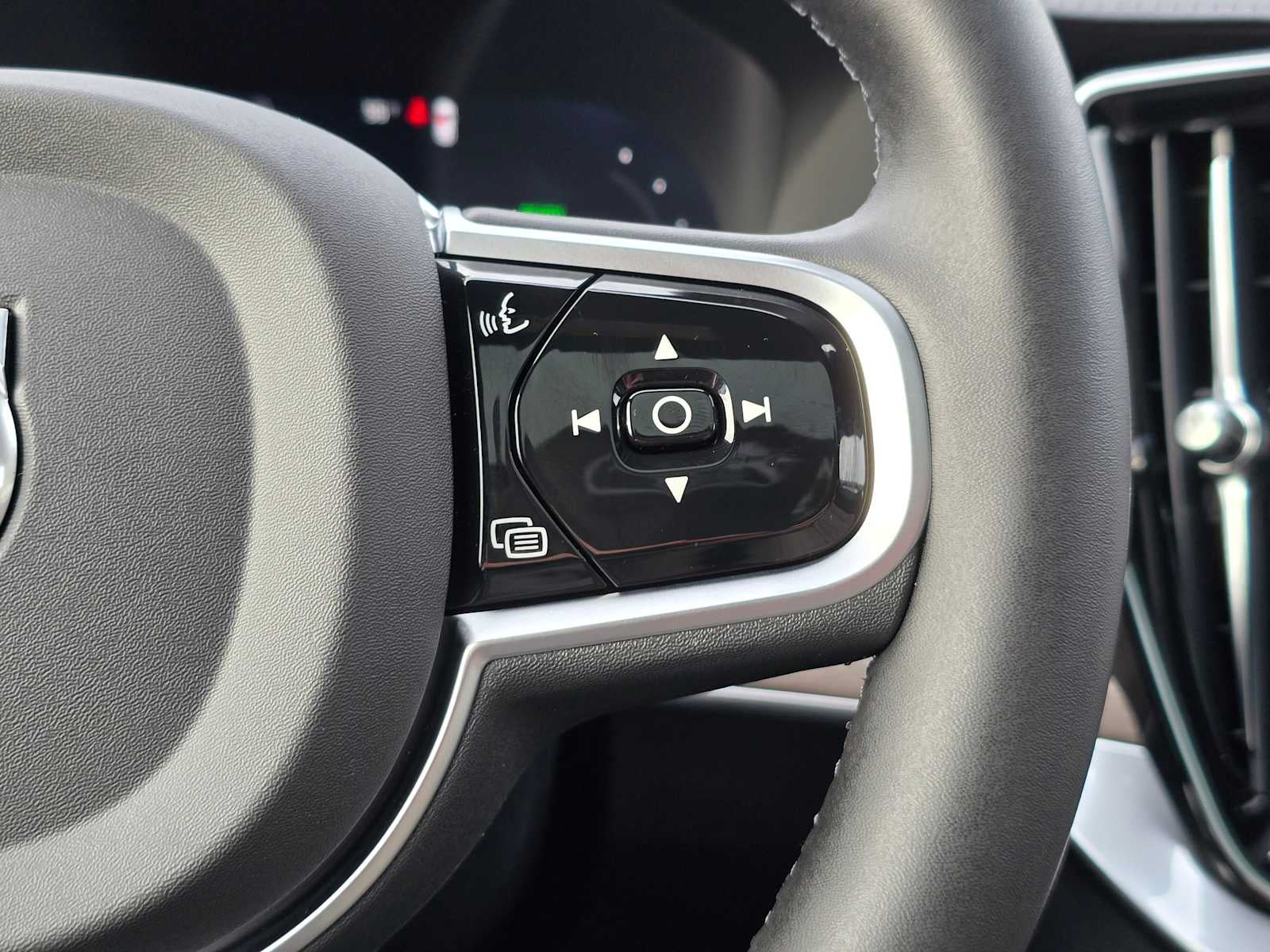 2026 Volvo XC90 Plug-In Hybrid Plus