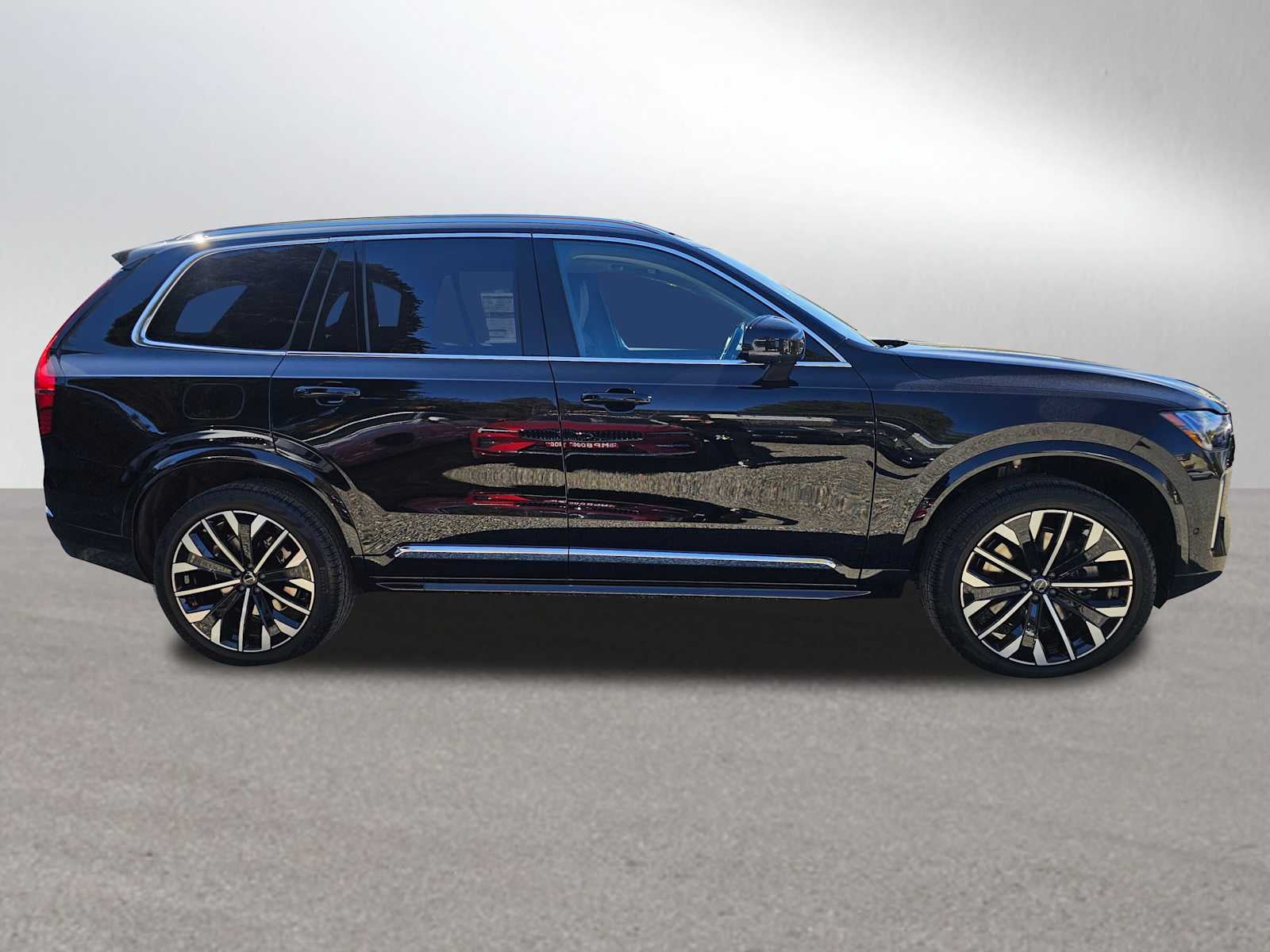 2026 Volvo XC90 Plug-In Hybrid Plus