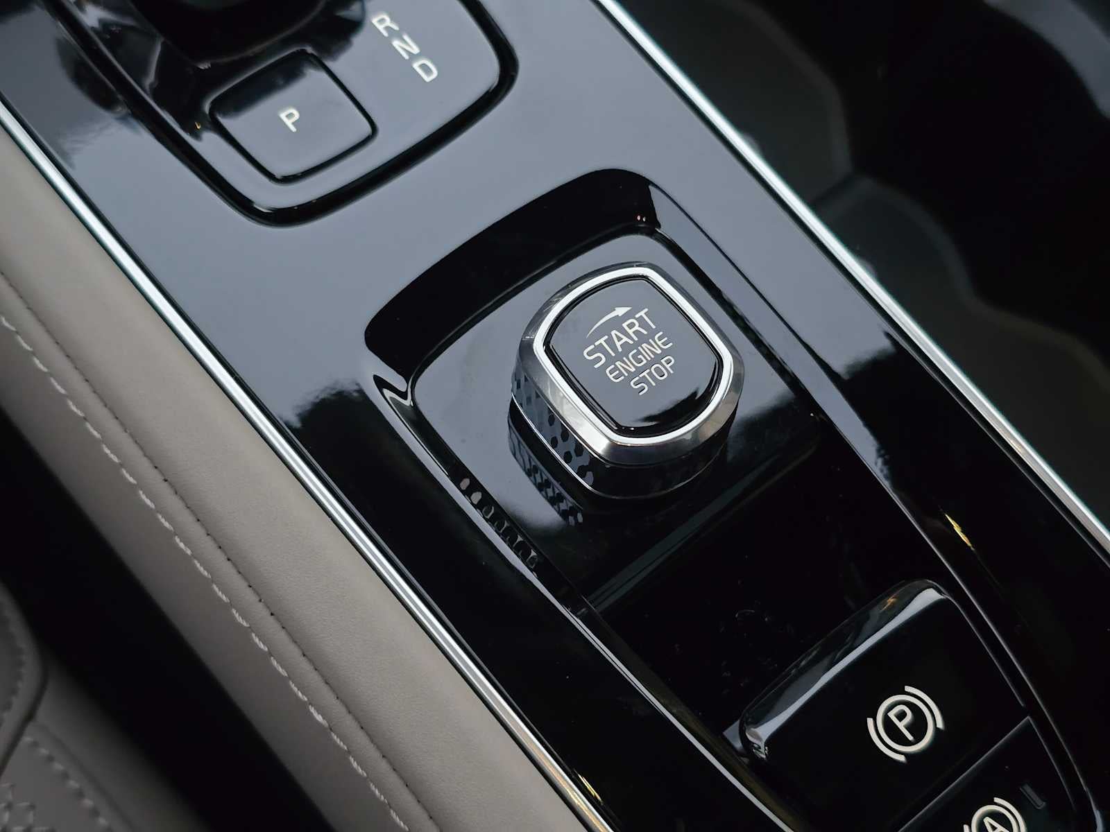 2026 Volvo XC90 Plug-In Hybrid Plus