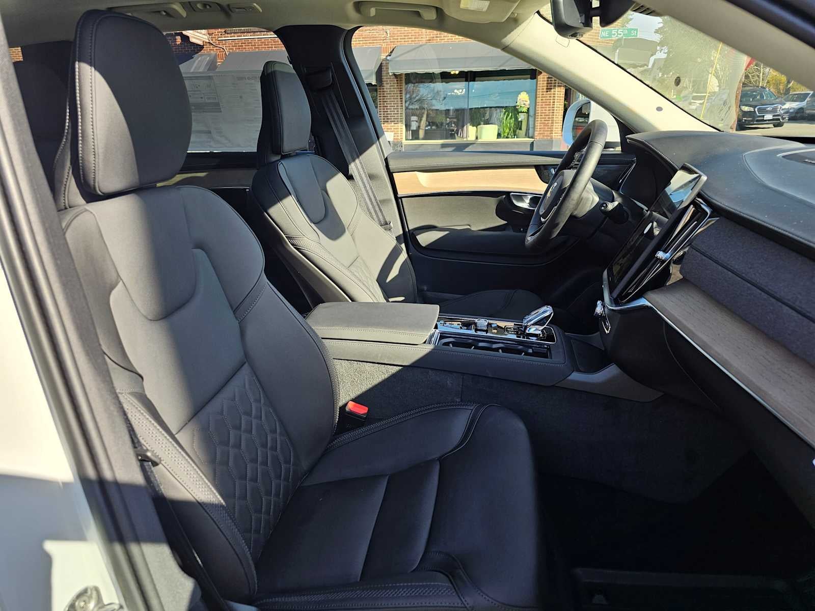 2026 Volvo XC90 Plug-In Hybrid Plus