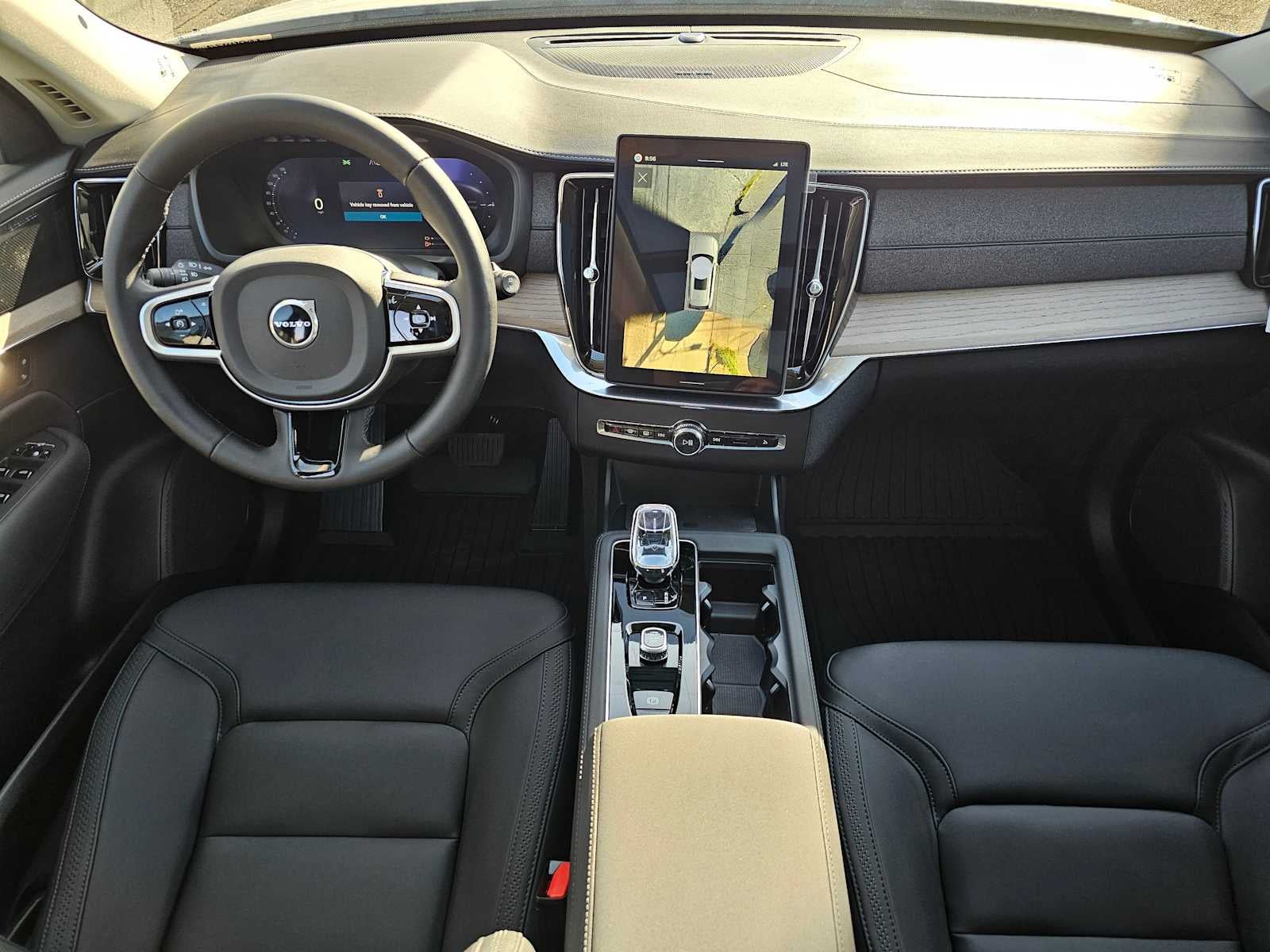 2026 Volvo XC90 Plug-In Hybrid Plus