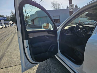 2026 Volvo XC90 Plug-In Hybrid Plus