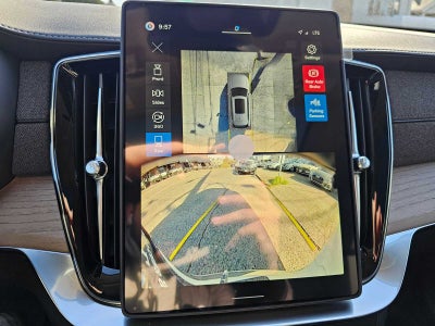 2026 Volvo XC90 Plug-In Hybrid Plus