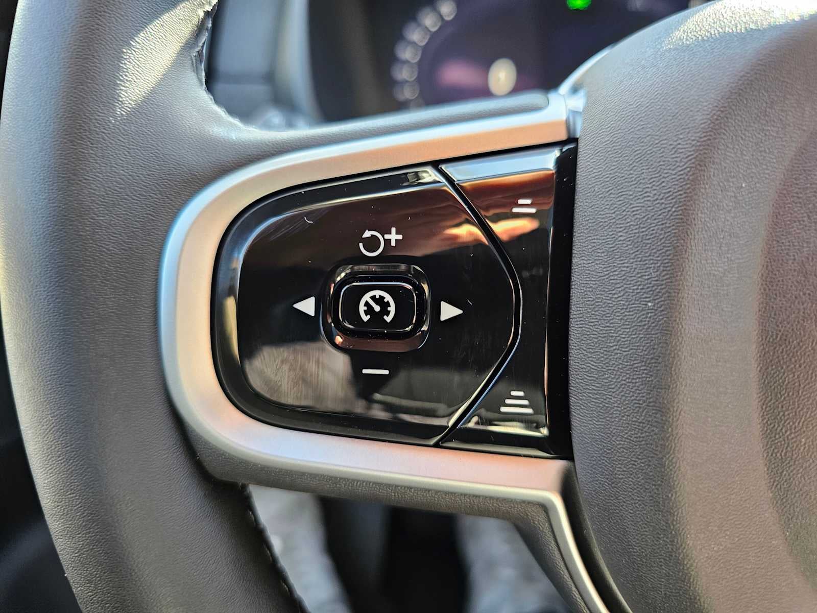 2026 Volvo XC90 Plug-In Hybrid Plus