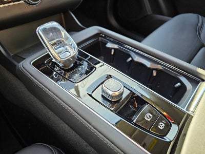 2026 Volvo XC90 Plug-In Hybrid Plus