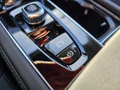 2026 Volvo XC90 Plug-In Hybrid Plus