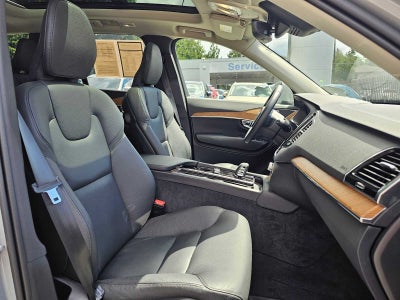 2025 Volvo XC90 Plug-In Hybrid Plus