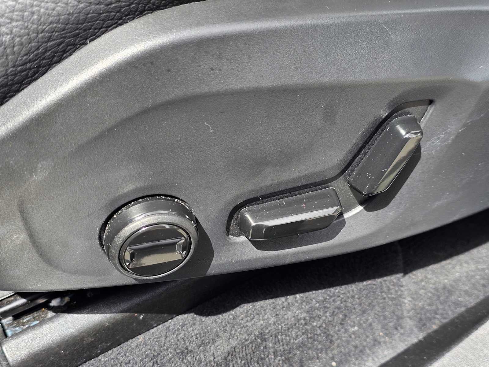 2025 Volvo XC90 Plug-In Hybrid Plus