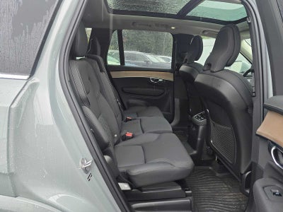 2026 Volvo XC90 Plug-In Hybrid Plus