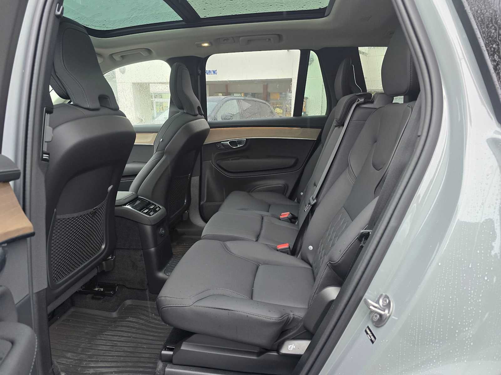 2026 Volvo XC90 Plug-In Hybrid Plus