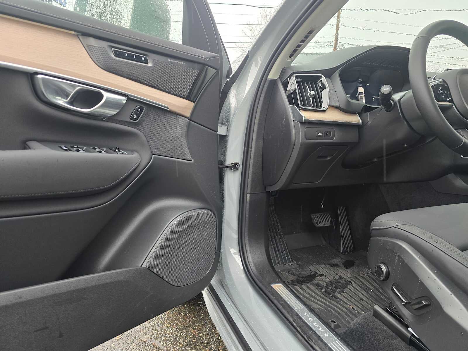 2026 Volvo XC90 Plug-In Hybrid Plus