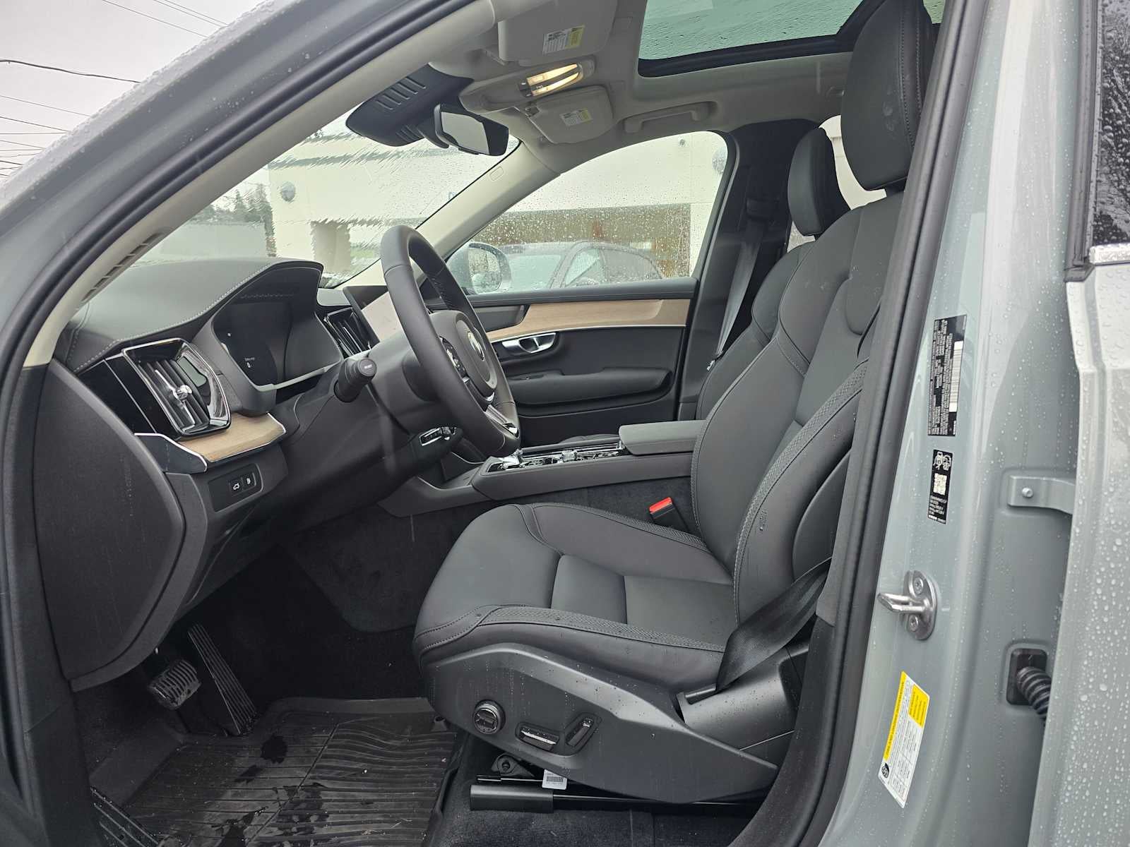 2026 Volvo XC90 Plug-In Hybrid Plus