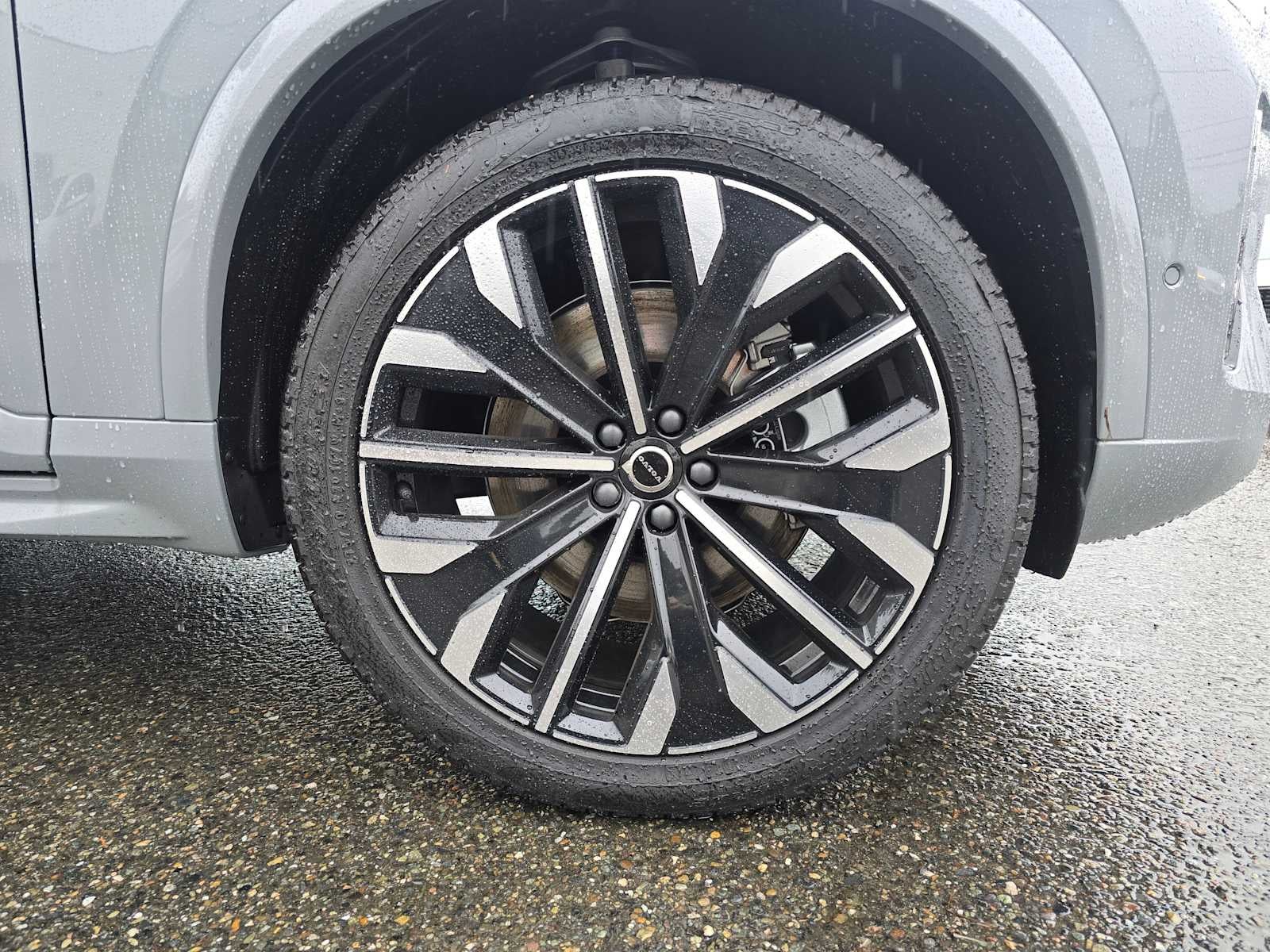 2026 Volvo XC90 Plug-In Hybrid Plus