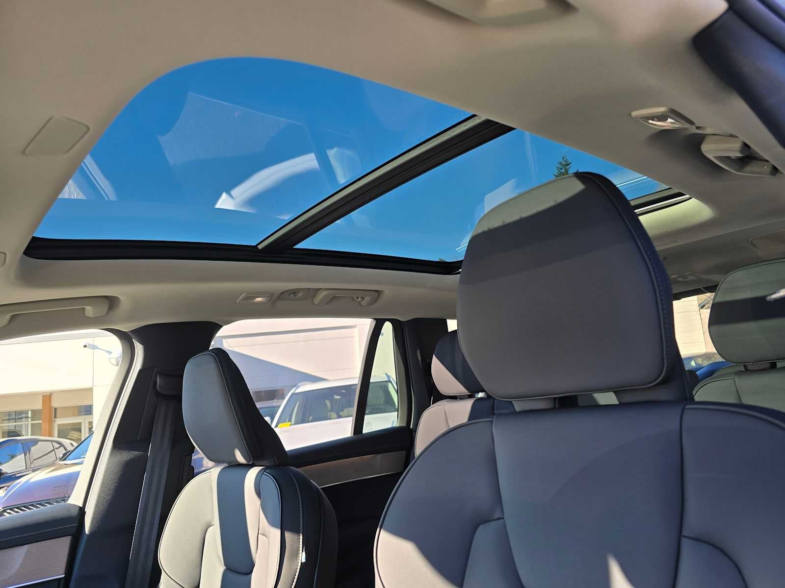 2026 Volvo XC90 Plug-In Hybrid Plus