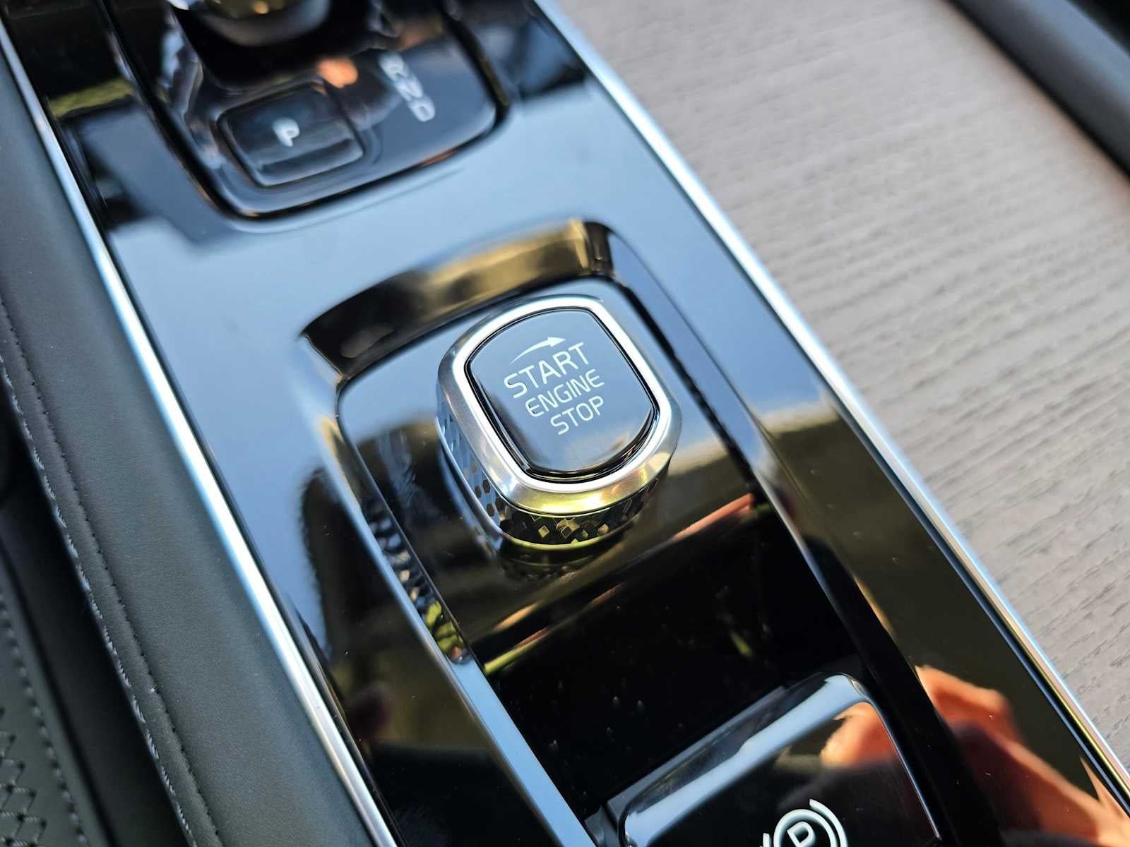 2026 Volvo XC90 Plug-In Hybrid Plus