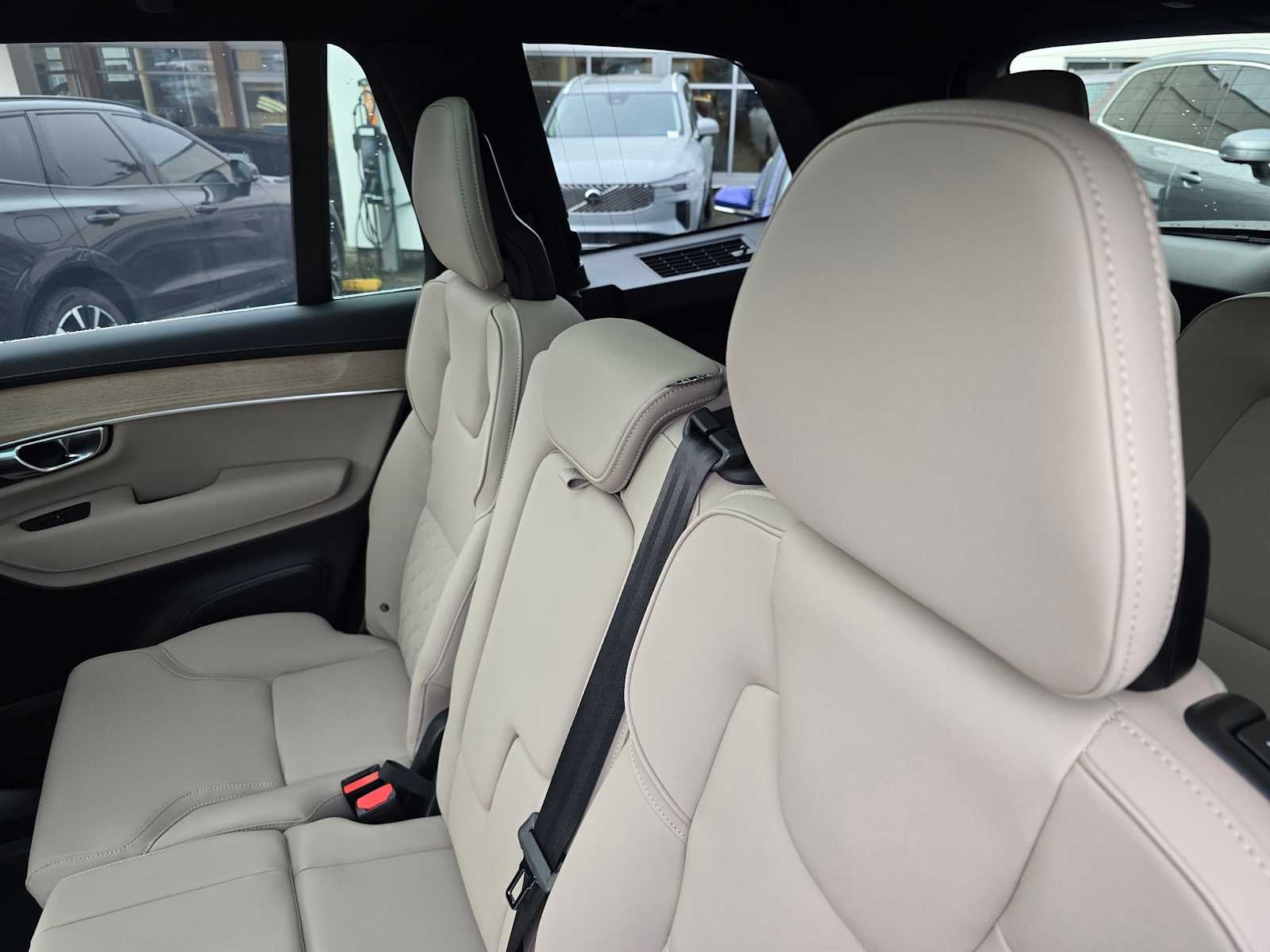 2026 Volvo XC90 Plug-In Hybrid Plus